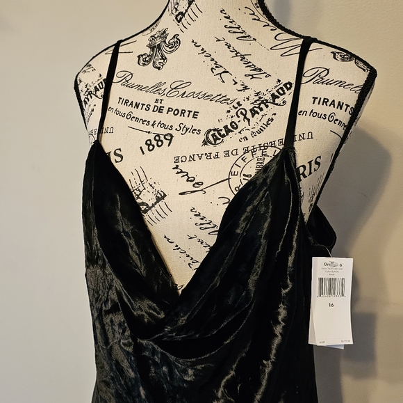 BNWT!! STUNNING!!! CALVIN KLEIN SCOOP NECK EVENING DRESS!!!!! - Picture 1 of 12